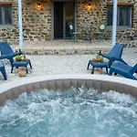 Dandy Karpenisi Complex - Lux - Inflatable Pool-hot Tub Chalet