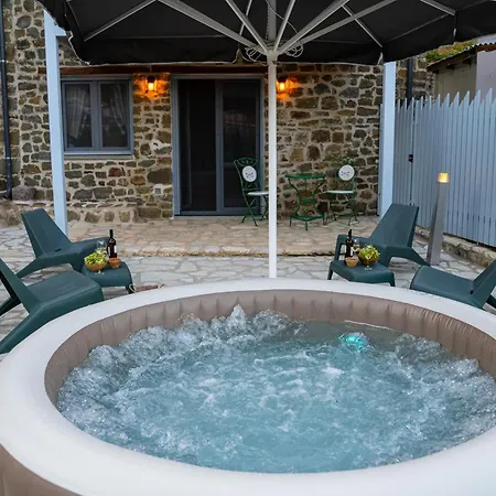 Chalé Dandy Karpenisi Complex - Lux - Inflatable Pool-hot Tub *